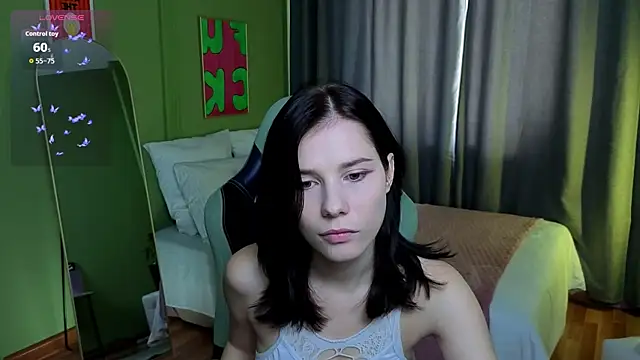 Mell Hyees online show from October 2025 09:09:02 AM