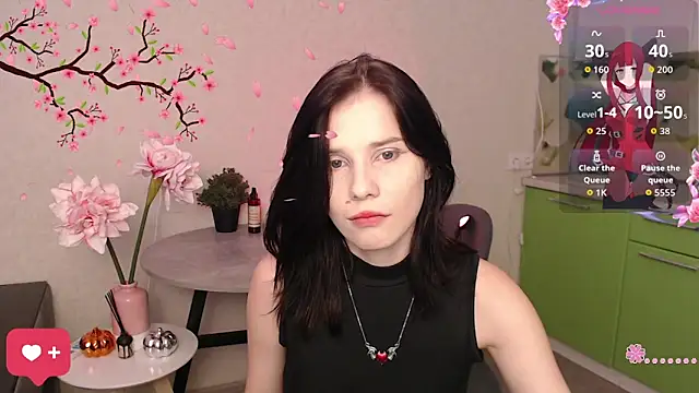 Mell Hyees online show from November 2025 04:18:01 PM