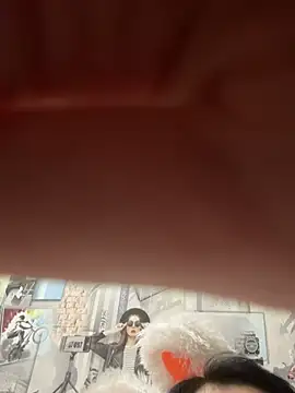 Jan Betta online show from April 2026 09:28:01 PM