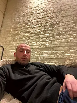 Rotteei1 online show from January 2026 05:40:01 PM