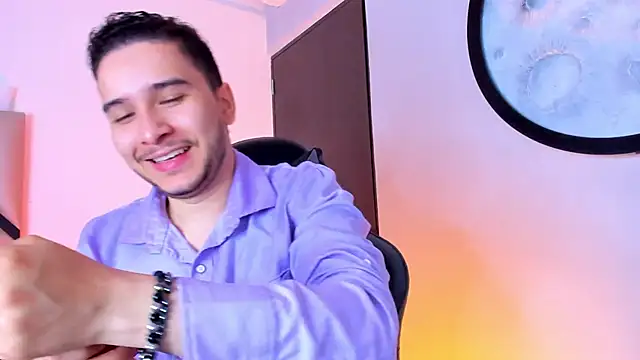 mike 257 online show from November 2025 11:53:01 AM