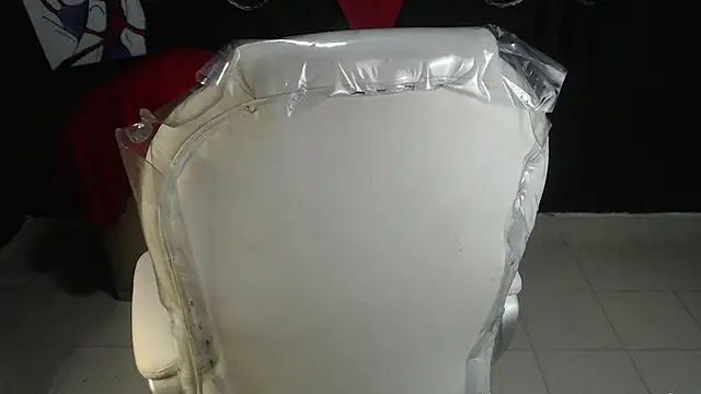 Aishaahot online show from December 2025 06:24:02 PM