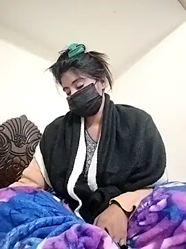 Snapshot of Hot_Angle chatting on December 2025 09:24:02 PM Hot Angle online show from December 2025 09:24:02 PM