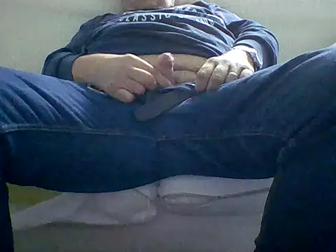 stefistefi8097 online show from October 2025 06:18:02 PM