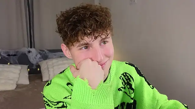 crisp1n online show from November 2025 03:03:02 PM