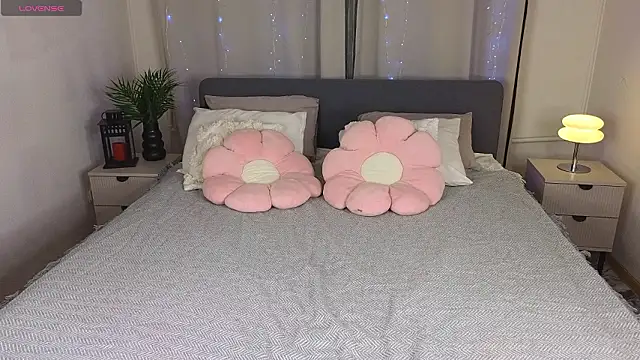 crisp1n online show from February 2026 05:40:02 PM