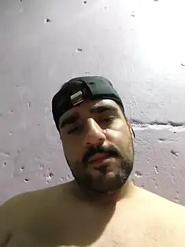 Snapshot of gusto14cm chatting on February 2026 04:40:02 AM gusto14cm online show from February 2026 04:40:02 AM