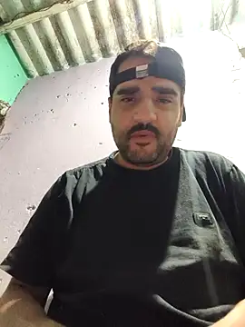 Snapshot of gusto14cm chatting on March 2026 03:30:01 AM gusto14cm online show from March 2026 03:30:01 AM