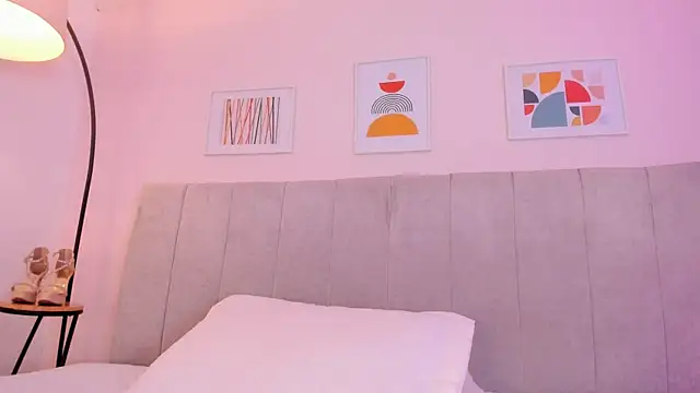 fatiima  online show from March 2026 07:07:01 PM