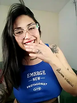 Snapshot of Chinitaaa28 chatting on November 2025 04:29:01 PM Chinitaaa28 online show from November 2025 04:29:01 PM