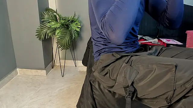 ArohomLester online show from February 2026 11:20:01 AM