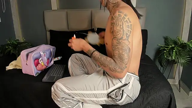 ArohomLester online show from February 2026 11:18:01 AM