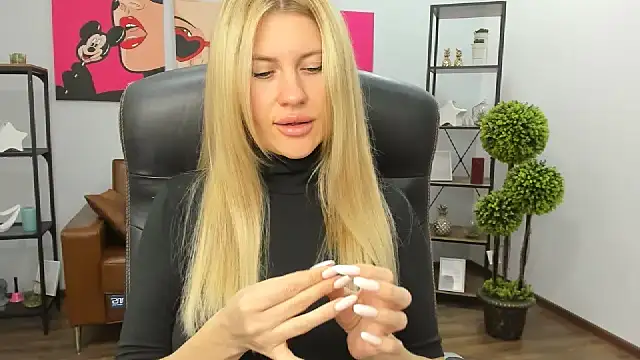 Snapshot of AryaAltkerer chatting on November 2025 01:46:02 PM AryaAltkerer online show from November 2025 01:46:02 PM