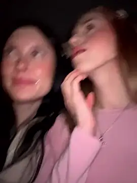 kira mia online show from January 2026 04:23:02 PM