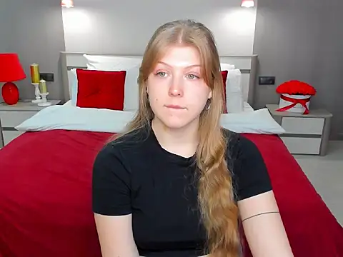 Snapshot of Stella_Light chatting on December 2025 10:57:02 AM Stella Light online show from December 2025 10:57:02 AM