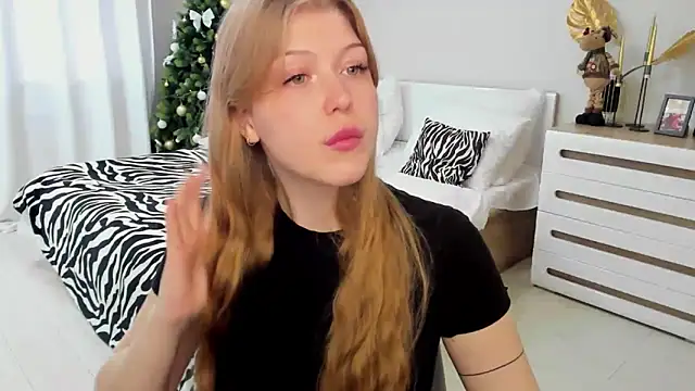 Stella Light online show from January 2026 11:58:02 AM