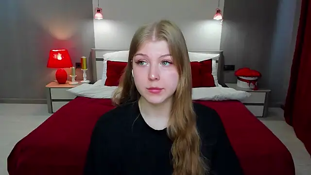 Stella Light online show from April 2026 04:30:01 AM