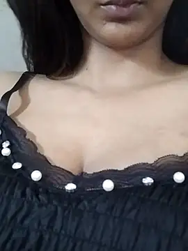 Snapshot of Aaliya_BigBoobs_1 chatting on June 2026 09:14:01 AM Aaliya BigBoobs 1 online show from June 2026 09:14:01 AM