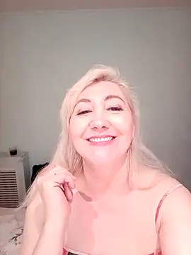 LadyKriss online show from March 2026 10:28:01 PM