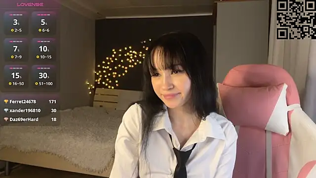 ella simons online show from March 2026 11:20:01 PM