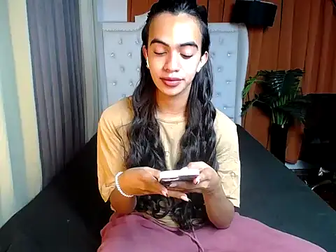 luv trix online show from February 2026 11:36:02 AM