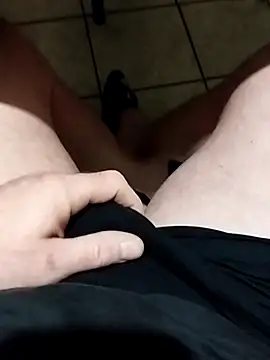 Cedric7653 online show from December 2025 02:19:02 AM