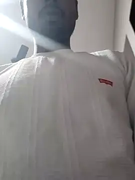 Snapshot of nick2445 chatting on December 2025 07:19:02 PM nick2445 online show from December 2025 07:19:02 PM