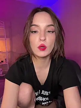 Snapshot of AngieFae_ chatting on December 2025 07:15:02 AM AngieFae online show from December 2025 07:15:02 AM