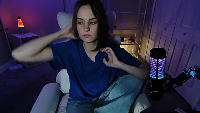 AngieFae  online show from April 2026 02:51:02 AM