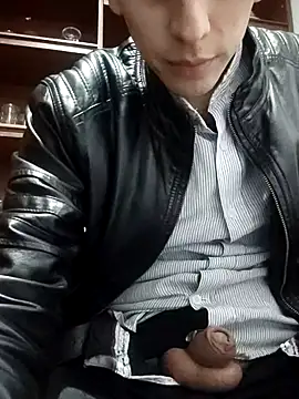 Snapshot of Carriata_larry chatting on October 2025 03:31:01 AM Carriata larry online show from October 2025 03:31:01 AM