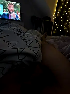 Snapshot of crxolavo chatting on October 2025 04:35:02 PM crxolavo online show from October 2025 04:35:02 PM