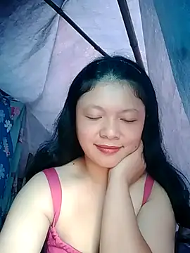 lisa-bae00 online show from October 2025 11:49:01 PM