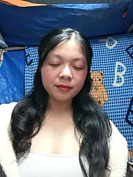 lisa-bae00 online show from November 2025 11:57:02 AM