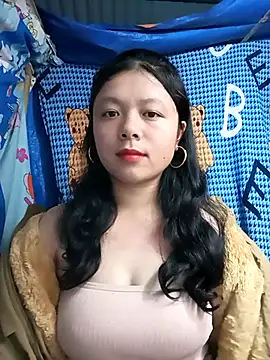 lisa-bae00 online show from January 2026 11:58:02 AM