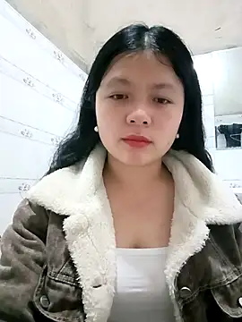 lisa-bae00 online show from March 2026 12:09:01 PM