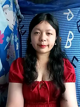 lisa-bae00 online show from April 2026 01:34:01 PM