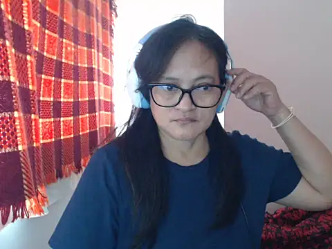 Kinkybela2025 online show from May 2026 11:56:01 PM