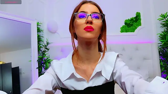 ElisaCharm online show from October 2025 04:46:01 AM