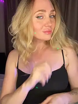 Drink me all up online show from October 2025 09:38:01 PM