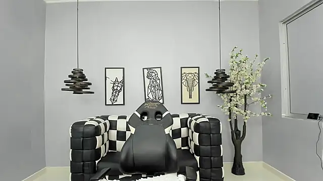 Bianca Millf online show from April 2026 03:43:02 AM