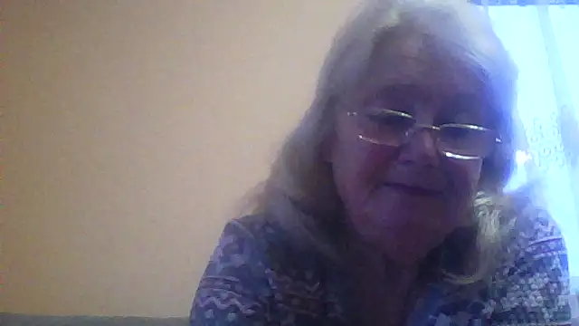 Snapshot of AmyLove353 chatting on April 2026 03:30:02 AM AmyLove353 online show from April 2026 03:30:02 AM