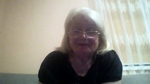 Snapshot of AmyLove353 chatting on May 2026 10:06:02 PM AmyLove353 online show from May 2026 10:06:02 PM