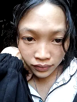 Snapshot of Menu_x chatting on November 2025 06:55:01 AM Menu x online show from November 2025 06:55:01 AM