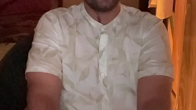 Snapshot of MakeMeAwareAah chatting on October 2025 03:45:02 PM MakeMeAwareAah online show from October 2025 03:45:02 PM