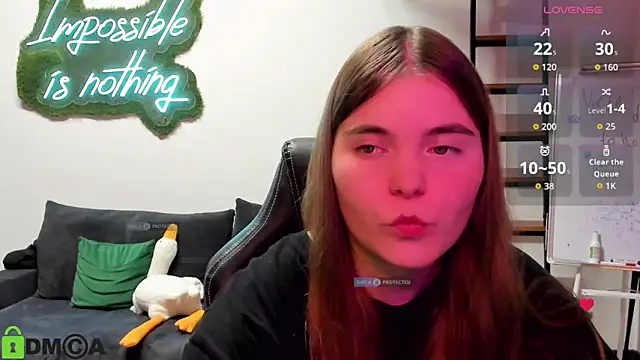 Snapshot of MiraaBloom chatting on October 2025 01:43:02 PM MiraaBloom online show from October 2025 01:43:02 PM