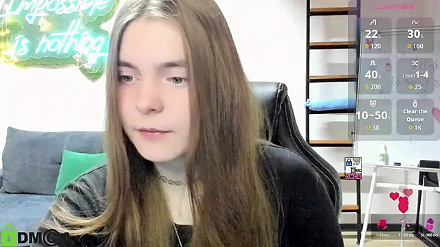 Snapshot of MiraaBloom chatting on December 2025 02:10:02 PM MiraaBloom online show from December 2025 02:10:02 PM