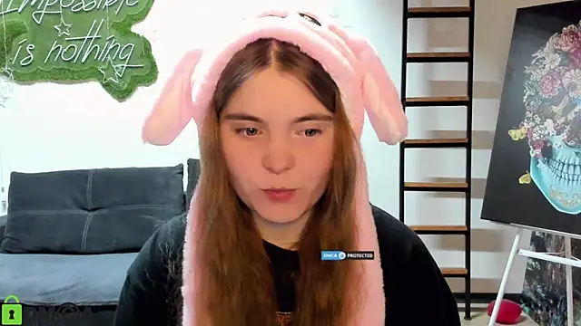 MiraaBloom online show from March 2026 02:33:01 PM