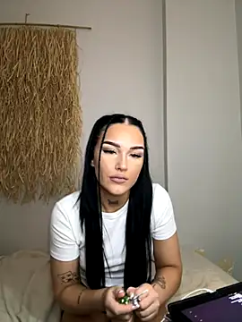 Gabbyys online show from November 2025 08:31:01 PM