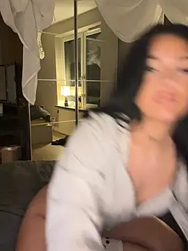 Gabbyys online show from April 2026 07:25:01 PM