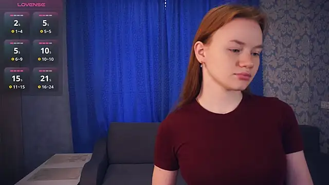 KarlynGow online show from December 2025 07:24:01 AM